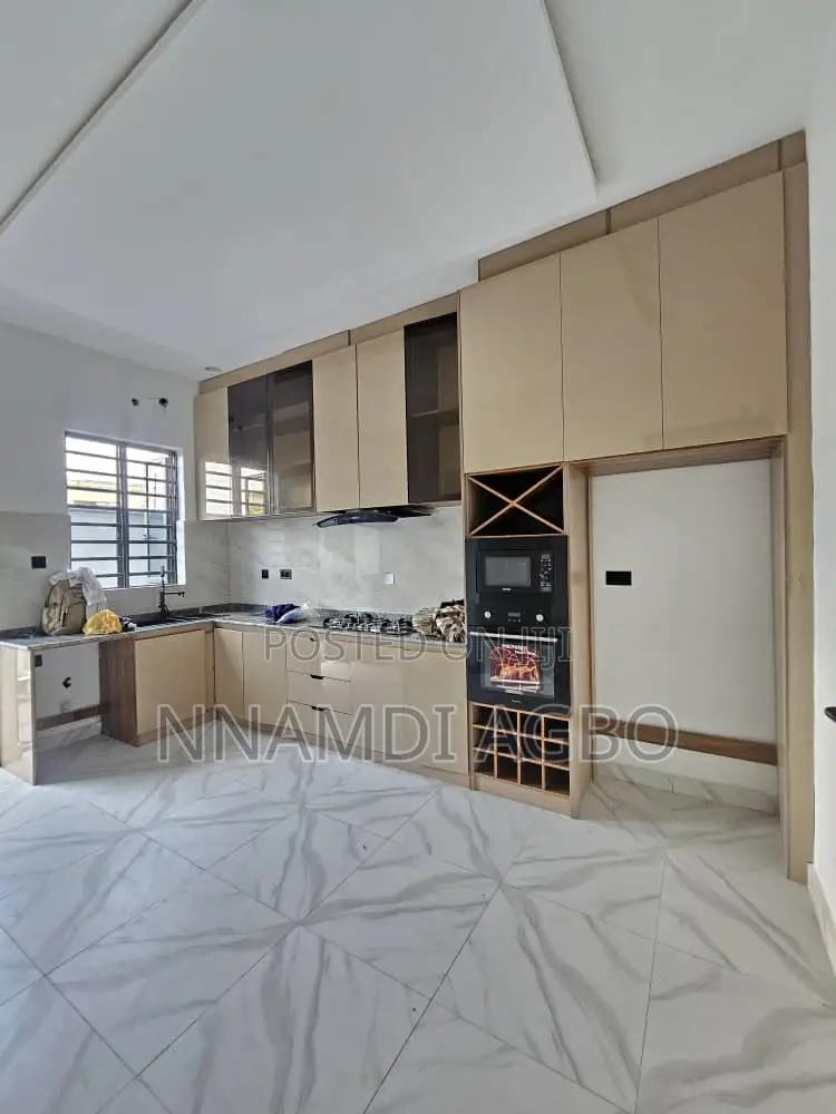 4bdrm Duplex in Abraham Adesanya Estate for sale in Abraham Adesanya Estate