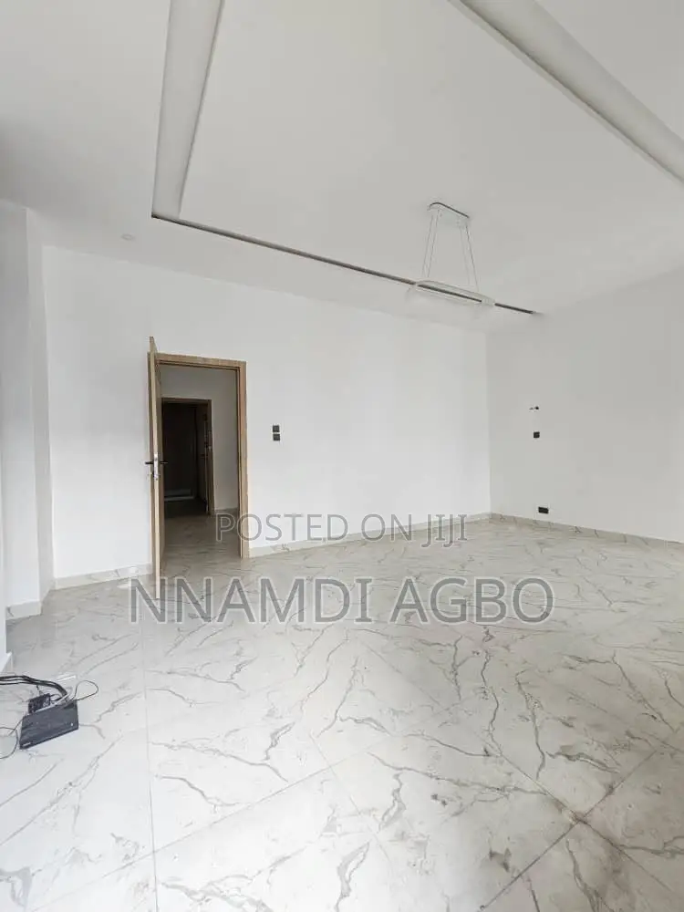 4bdrm Duplex in Abraham Adesanya Estate for sale in Abraham Adesanya Estate