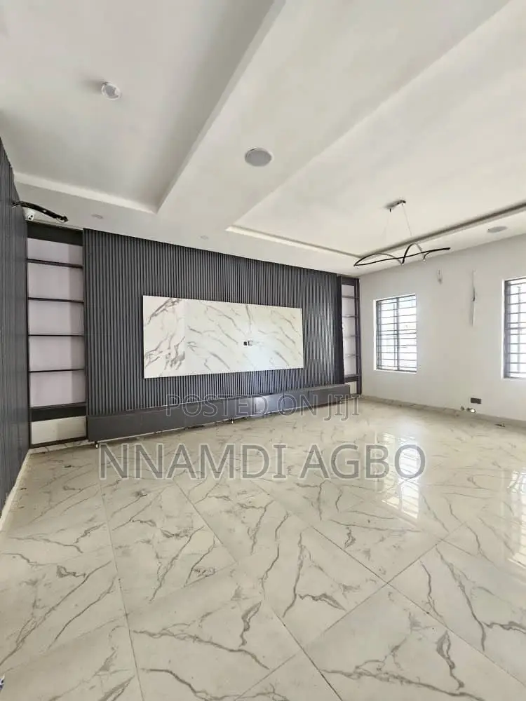 4bdrm Duplex in Abraham Adesanya Estate for sale in Abraham Adesanya Estate