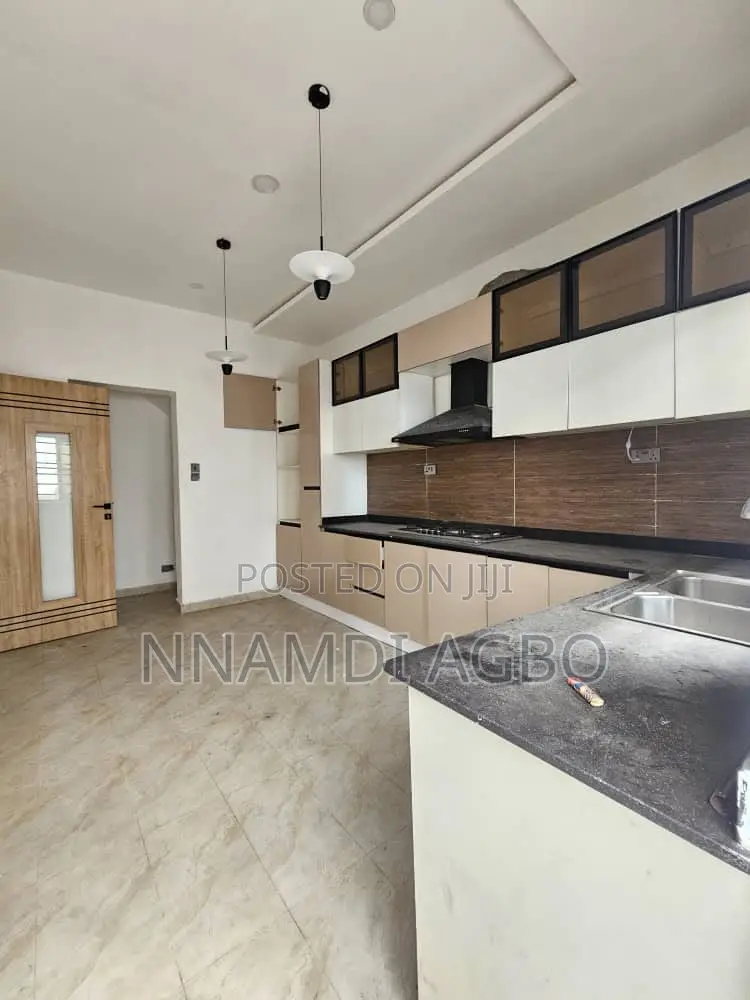4bdrm Duplex in Abraham Adesanya Estate for sale in Abraham Adesanya Estate