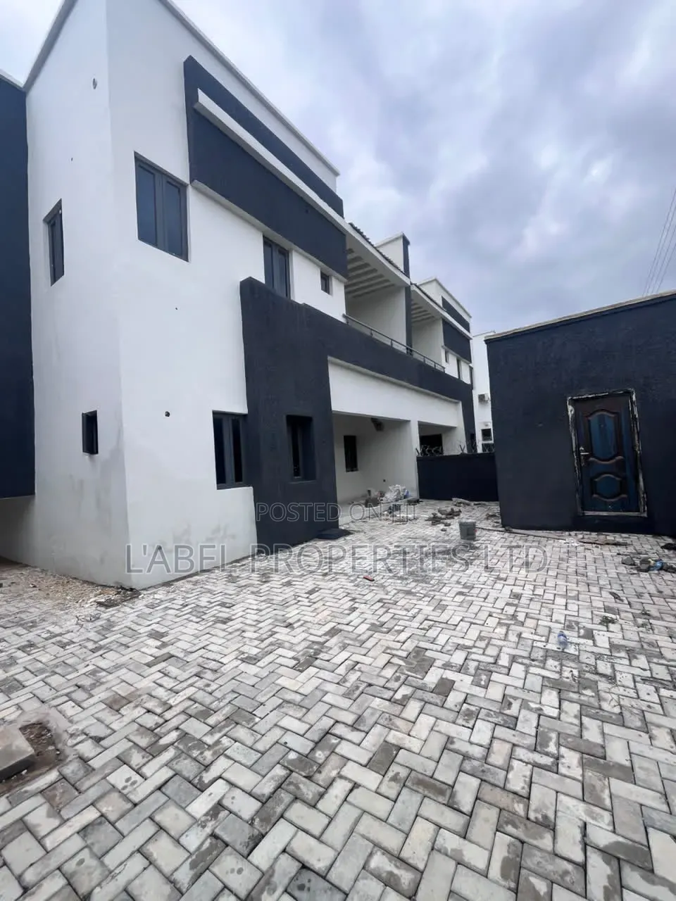 4bdrm Duplex in Galadimawa for sale in Galadimawa