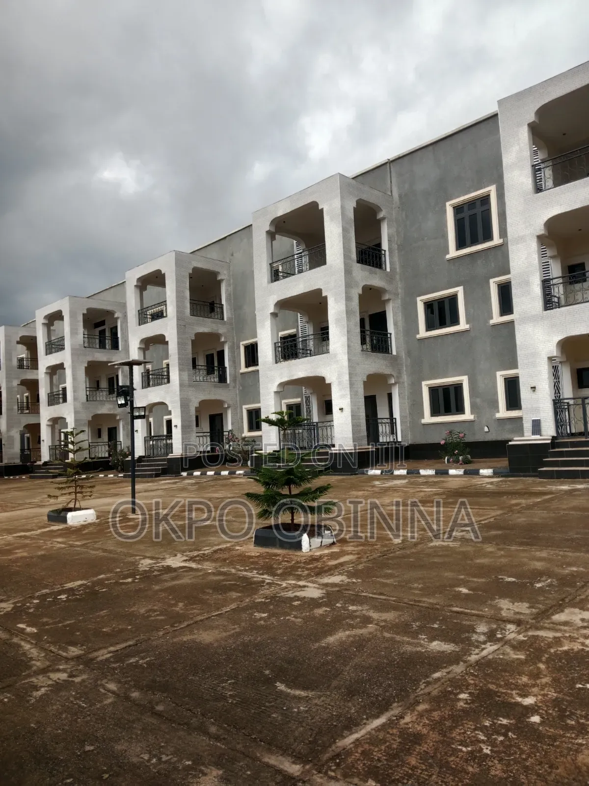 6bdrm House in By America Int'L, Durumi for sale in Durumi