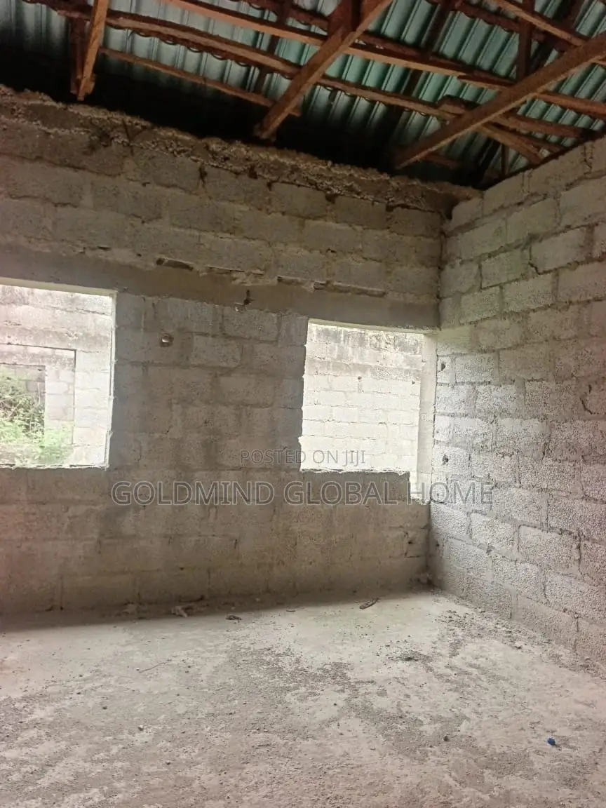 3bdrm Bungalow in Lugbe District. for sale in Sabon Lugbe