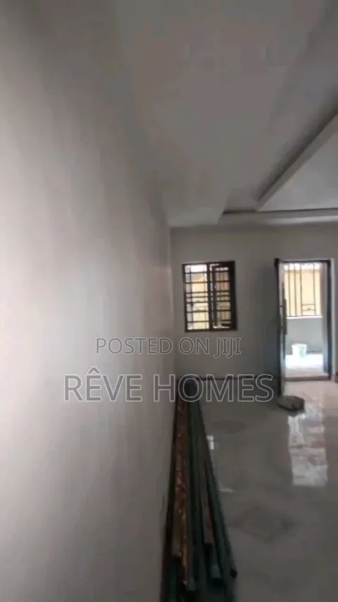 2bdrm Block of Flats in Ilupeju Industrial Estate for rent in Ilupeju Industrial Estate