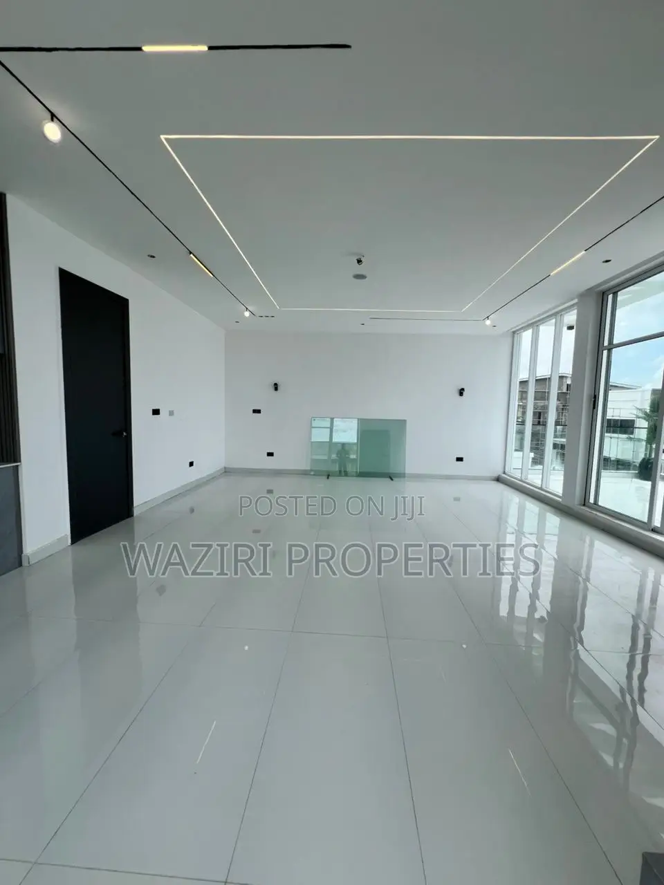 5bdrm Duplex in Osapa london for sale in Osapa london