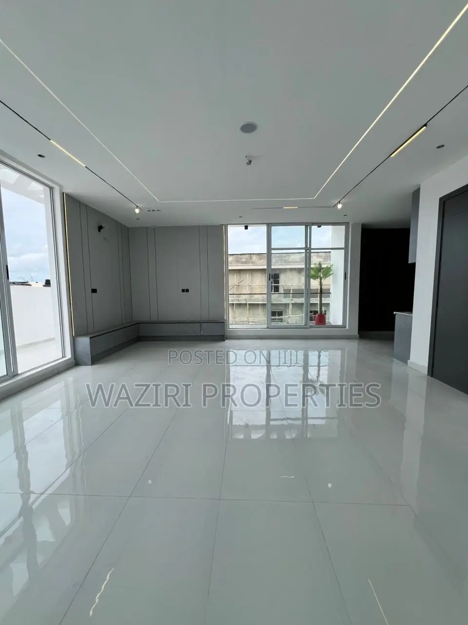 5bdrm Duplex in Osapa london for sale in Osapa london