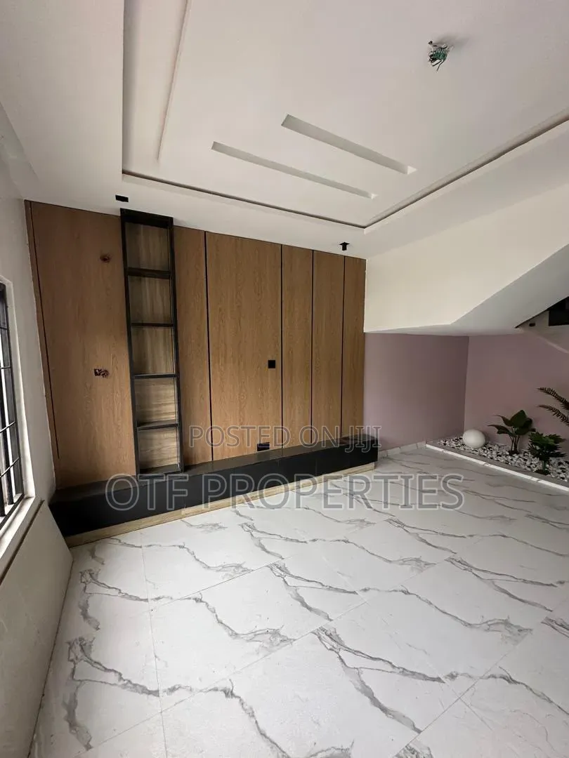 3bdrm Duplex in Karsana, Gwarinpa, Kubwa for sale in Kubwa