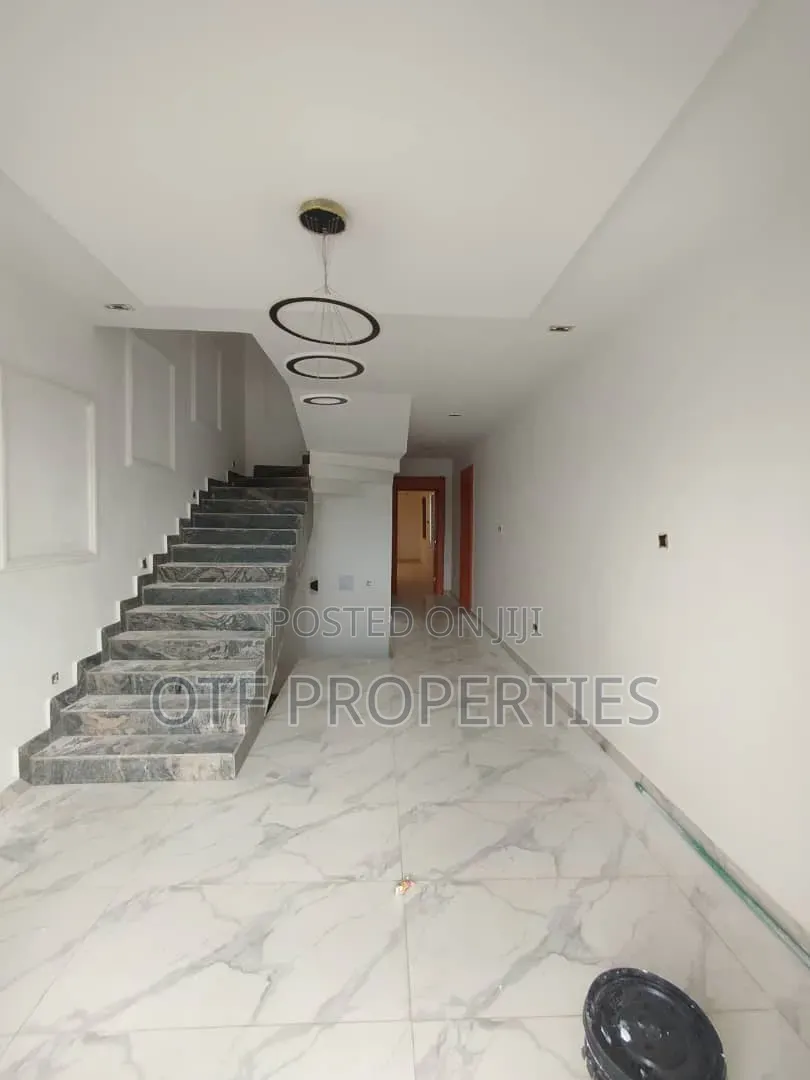 4bdrm Duplex in Jahi Main for rent in Jahi