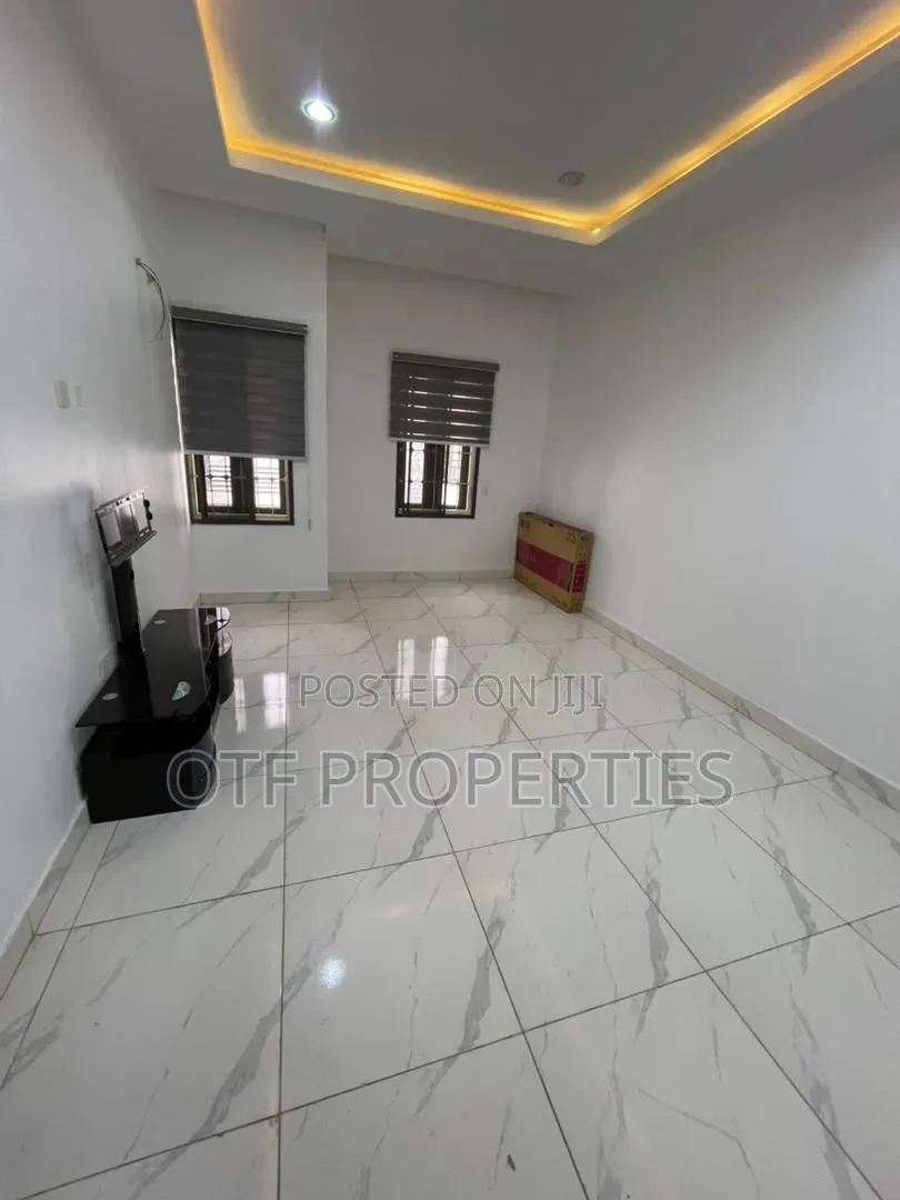 4bdrm Duplex in Jahi Gilmore for rent in Jahi