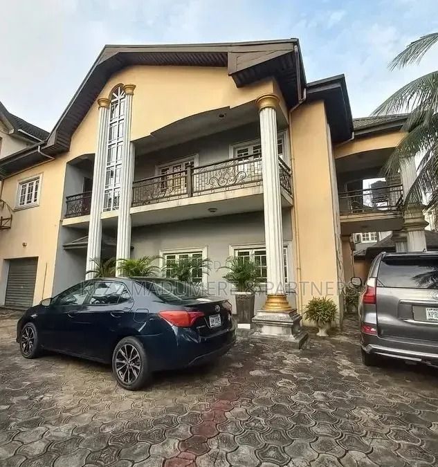 5bdrm Duplex in Phase 3 ,New Gra for sale in GRA Phase 3 / Port-Harcourt