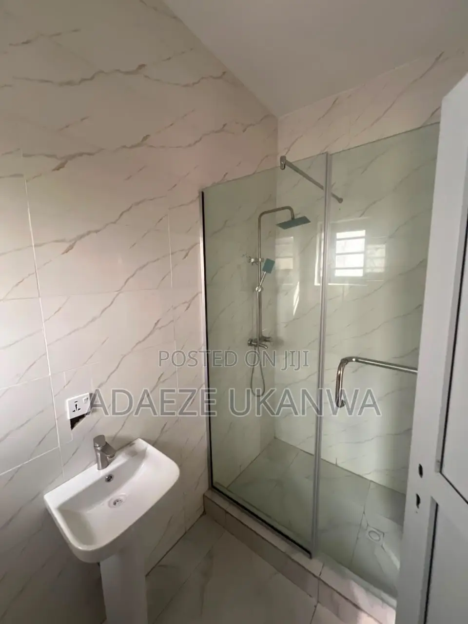 3bdrm Apartment in Ado / Ajah for sale in Ado / Ajah