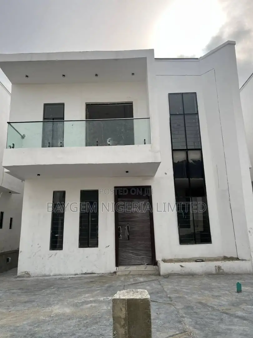 4bdrm Duplex in Sangotedo for sale in Sangotedo
