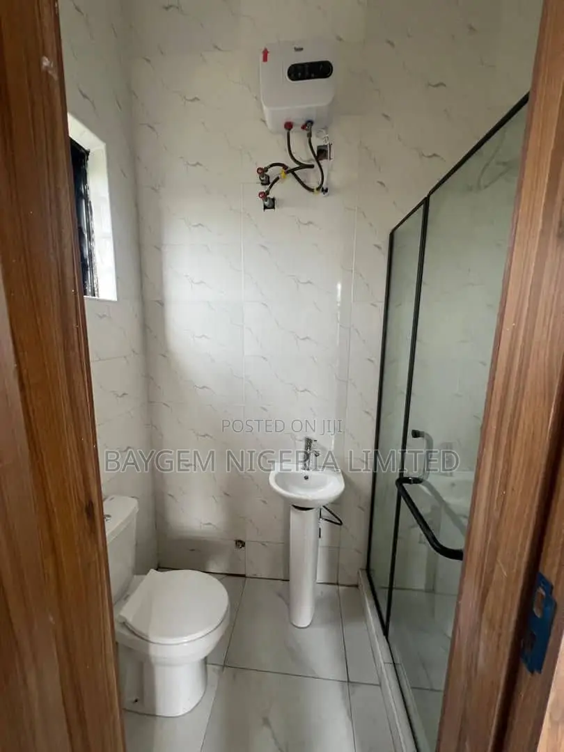 4bdrm Duplex in Sangotedo for sale in Sangotedo