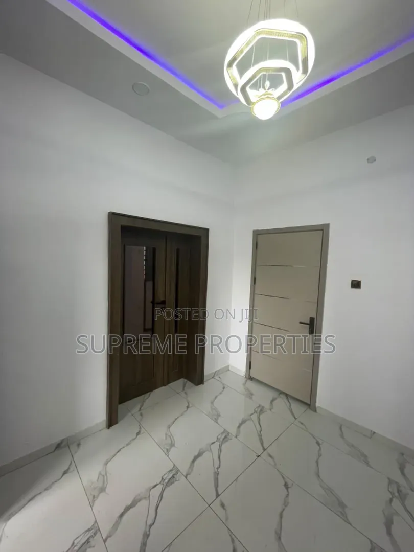 5bdrm Duplex in Engineer Lere Adigun for sale in Ibadan