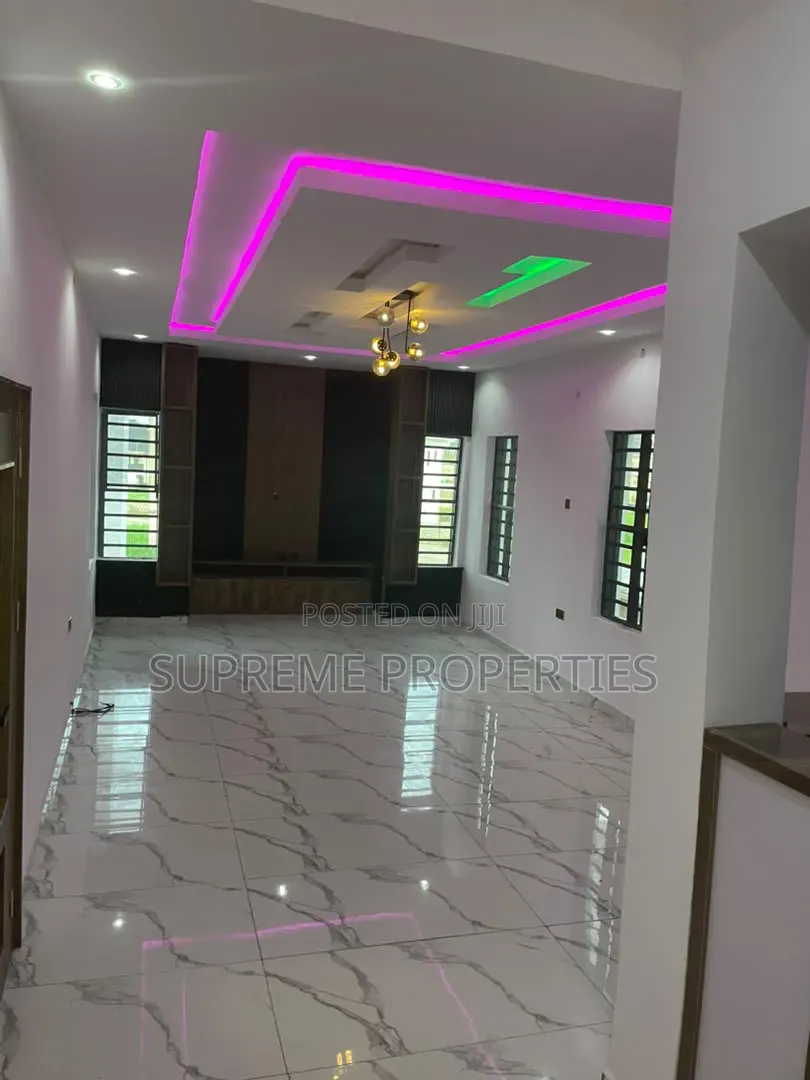 5bdrm Duplex in Engineer Lere Adigun for sale in Ibadan
