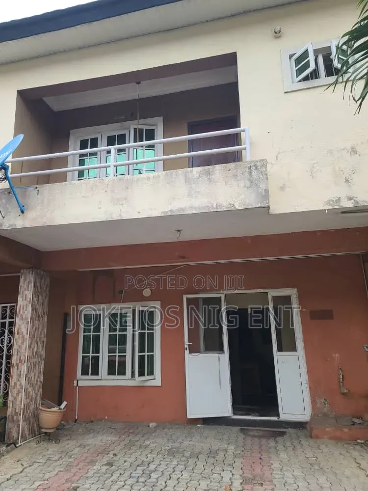 3bdrm Townhouse/Terrace in Lekki Garden Phase 4 for sale in Lekki Gardens Estate