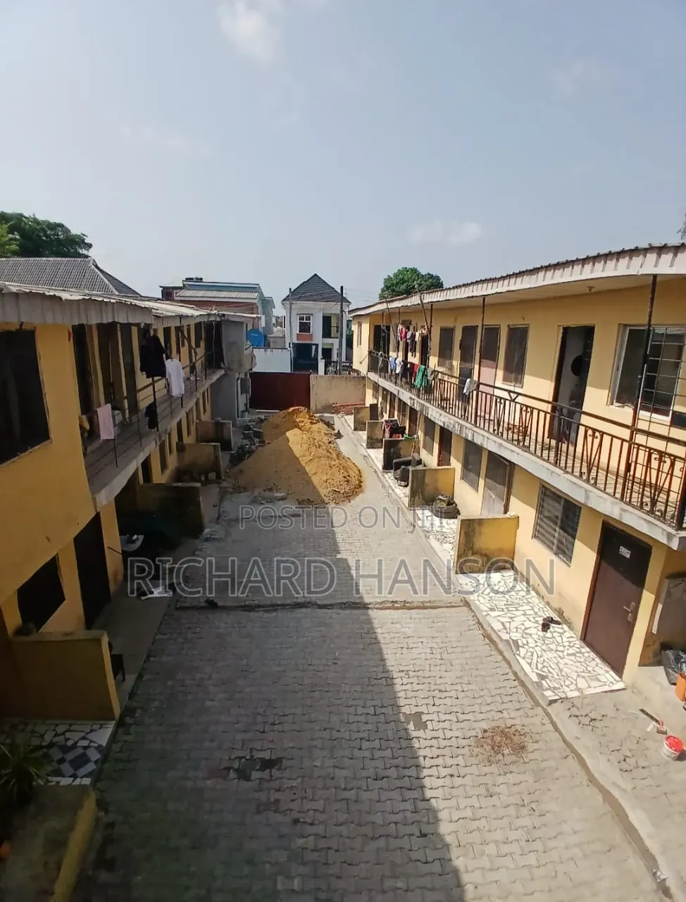 1bdrm Block of Flats in In Awoyaya for sale in Awoyaya