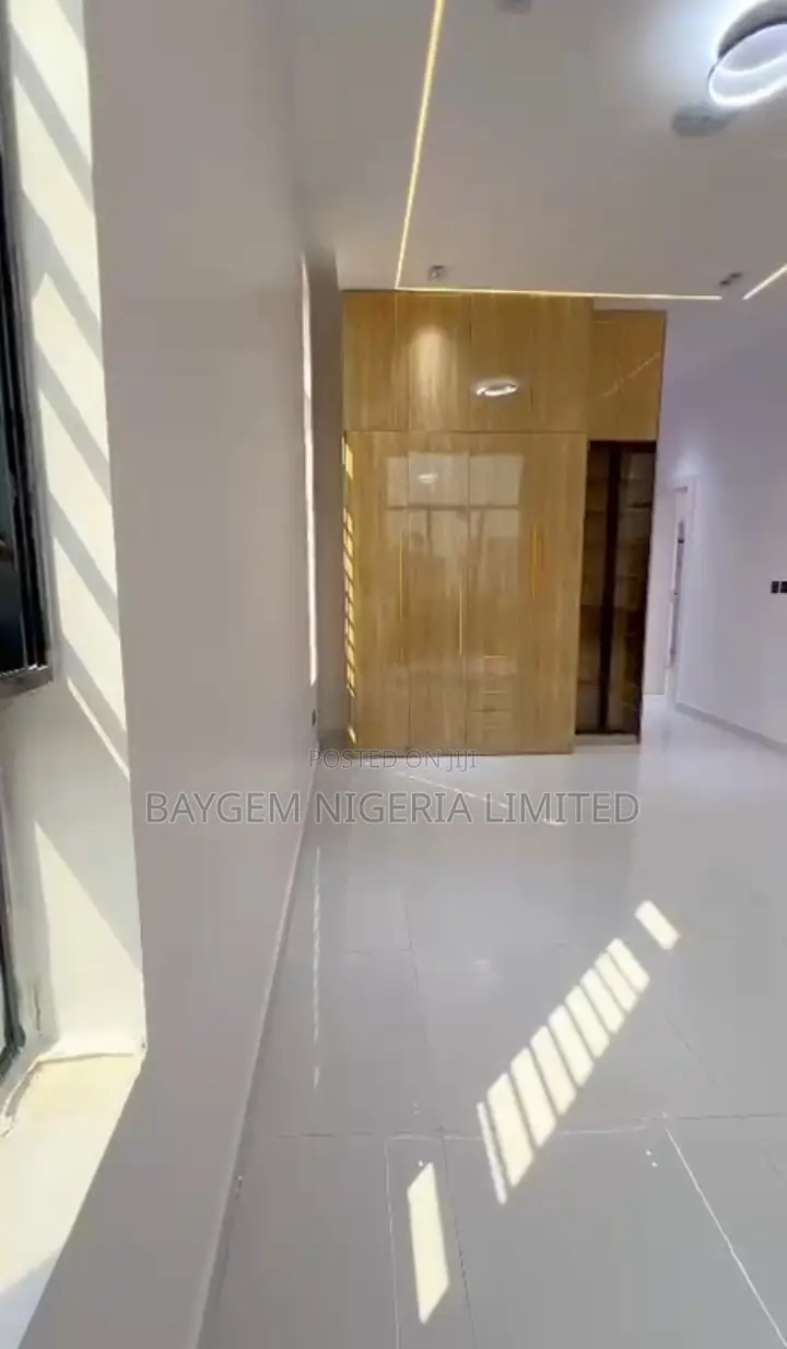 5bdrm Townhouse/Terrace in Chevron for sale in Chevron