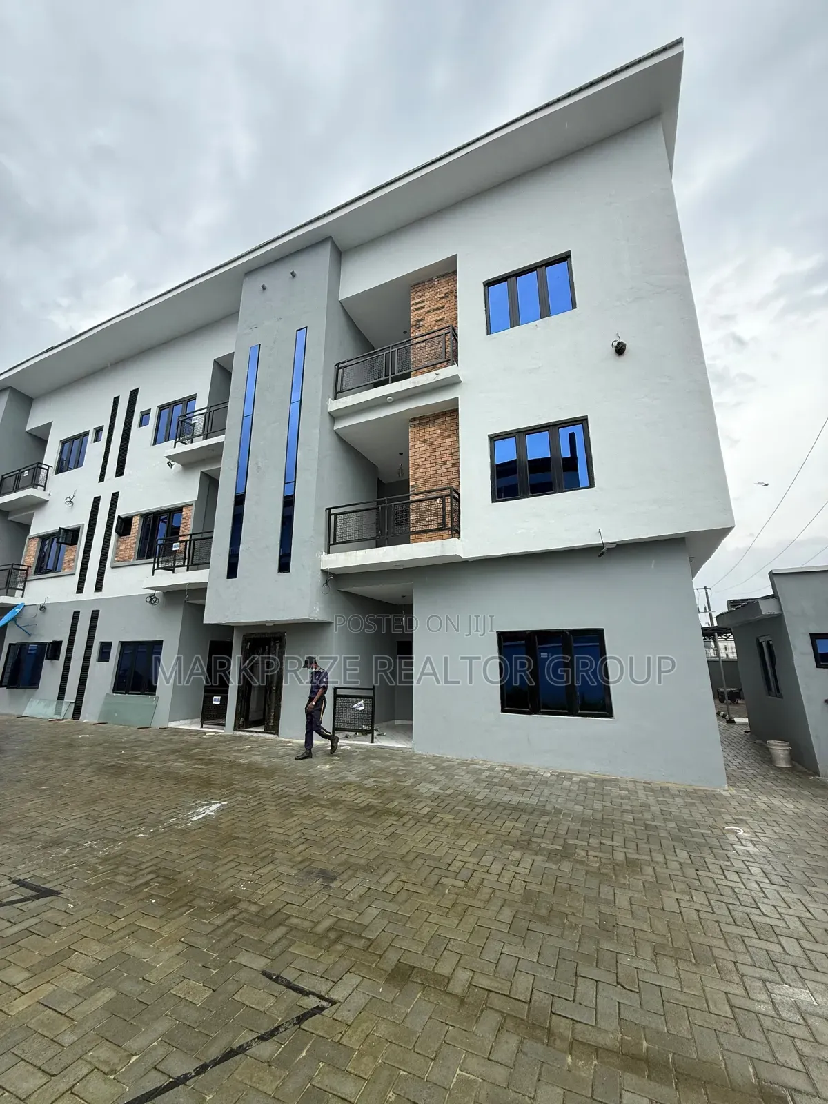 2bdrm Apartment in Abijo Gra for sale in Abijo
