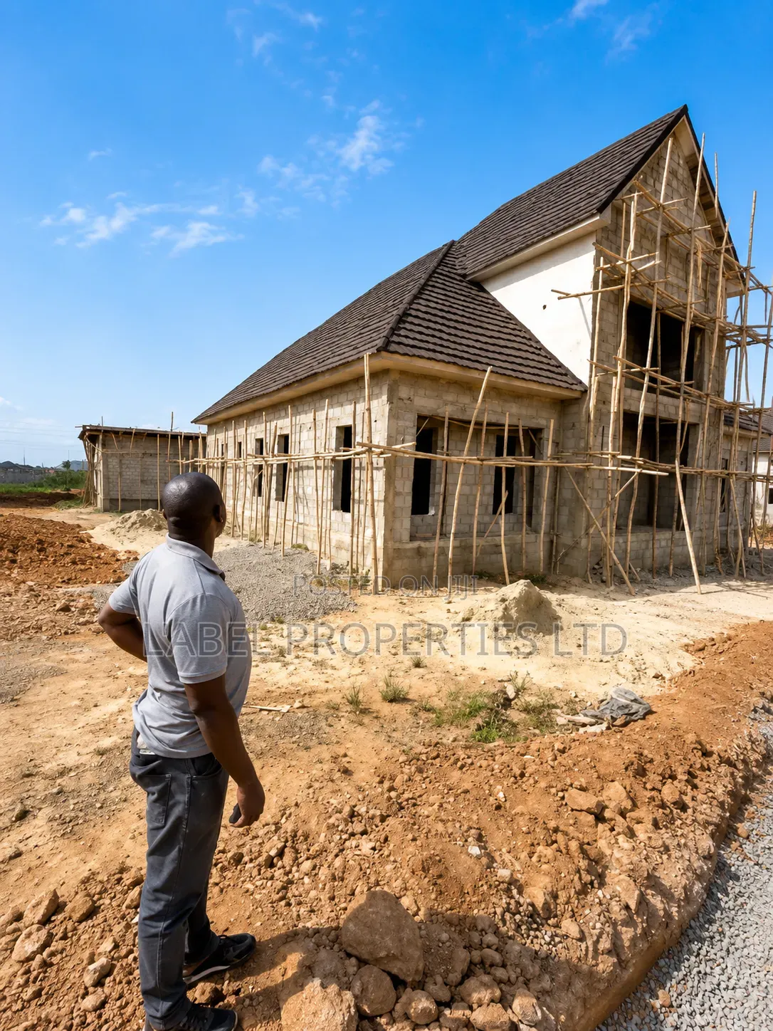 4bdrm Penthouse in Primelux Estate Apo, Wasa for sale in Wasa