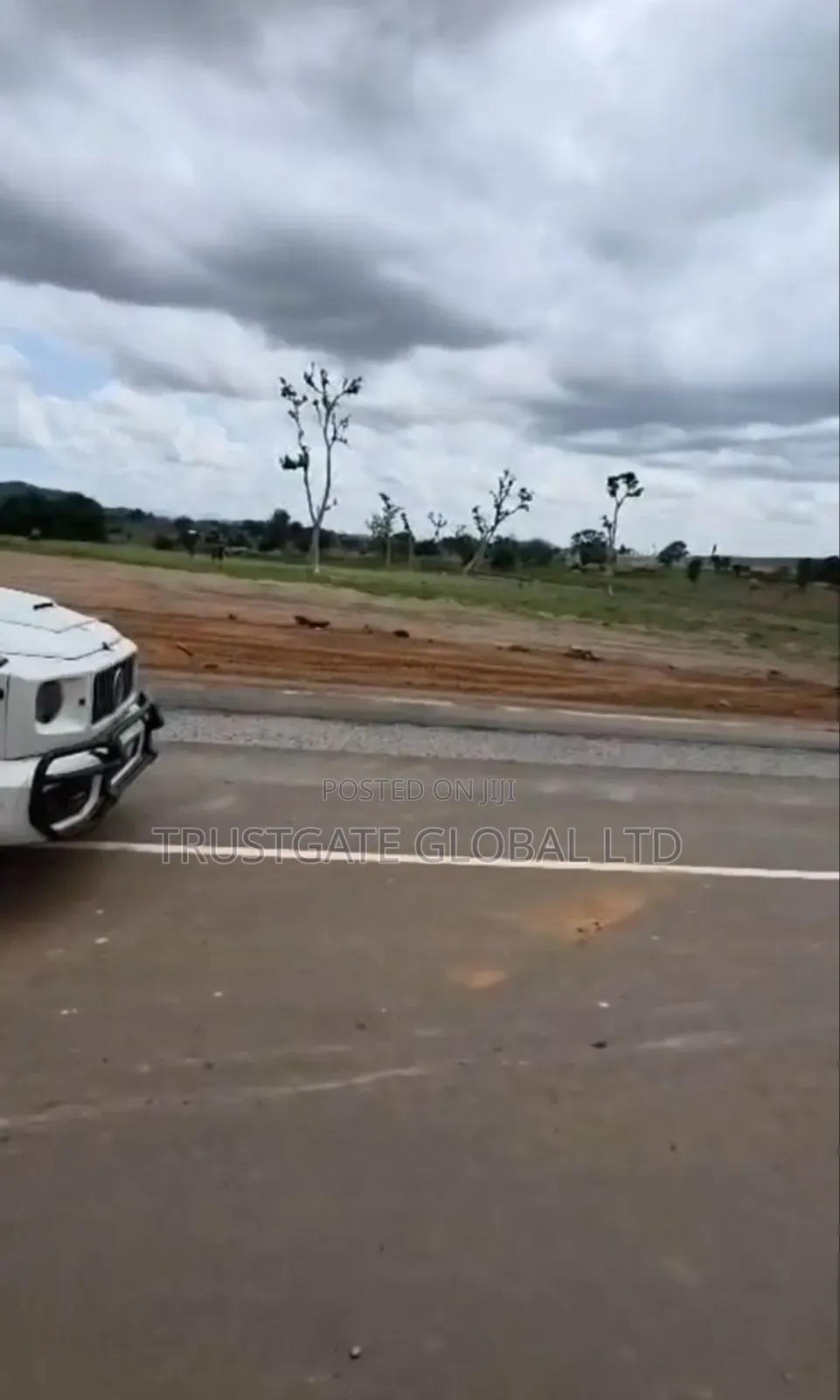 100 Hectares on a Tarred Road for Sale in Wasa