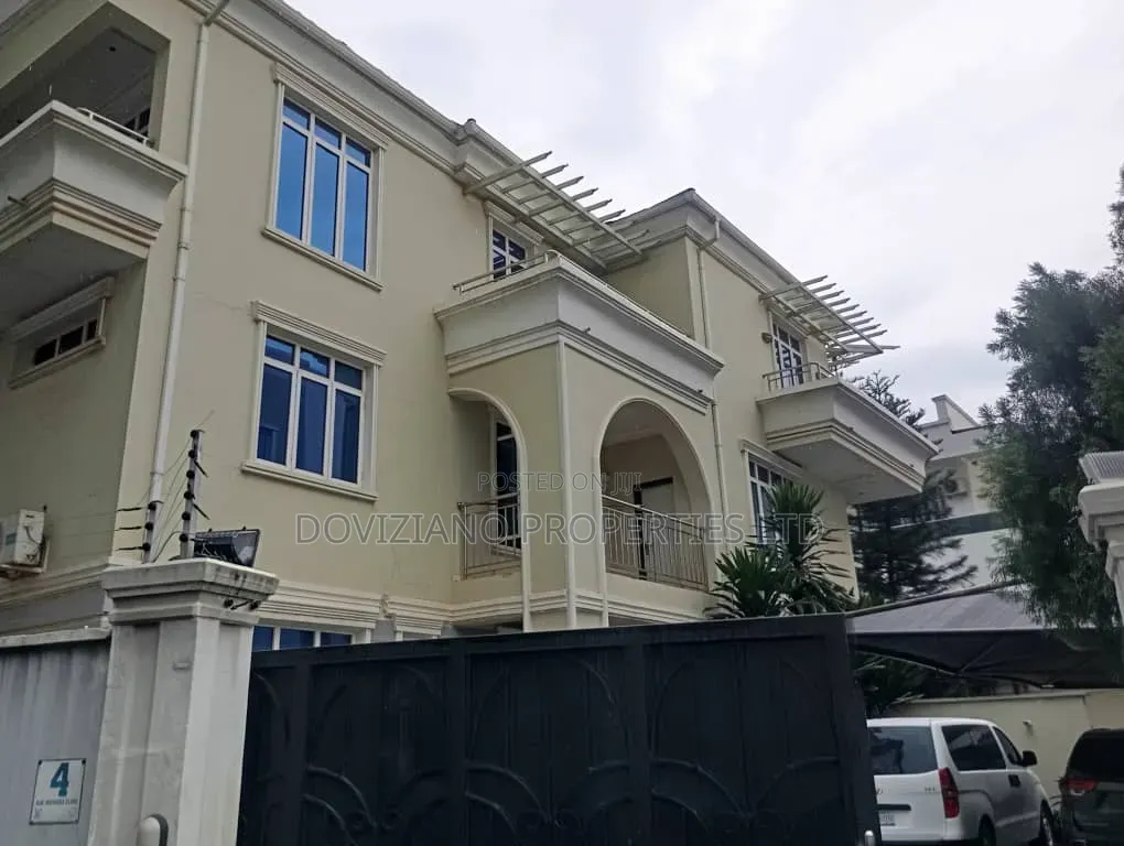 6bdrm Duplex in Ikeja GRA for rent in Ikeja GRA