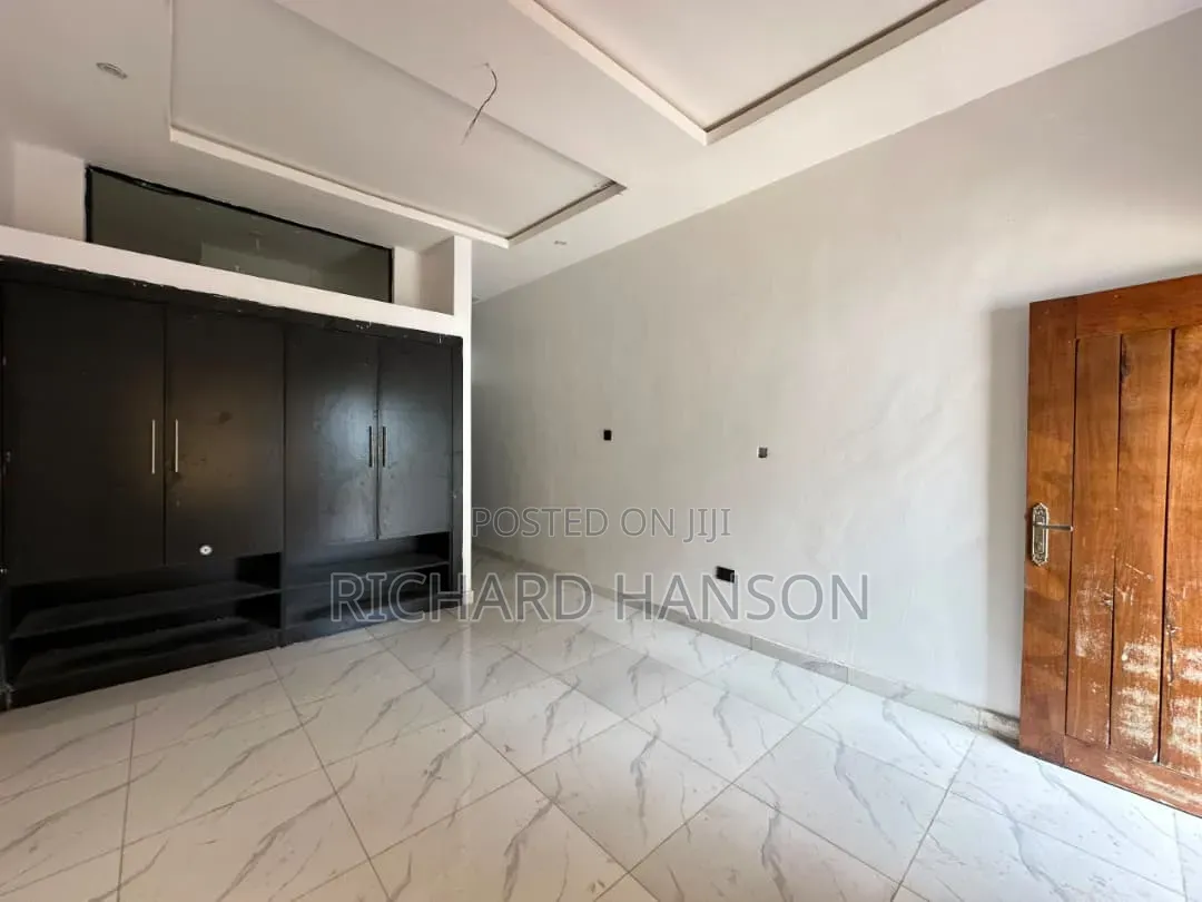 2bdrm Duplex in Skymall, Olokonla for rent in Olokonla