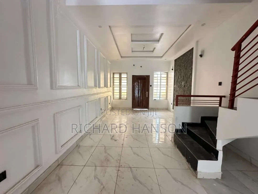 2bdrm Duplex in Skymall, Olokonla for rent in Olokonla