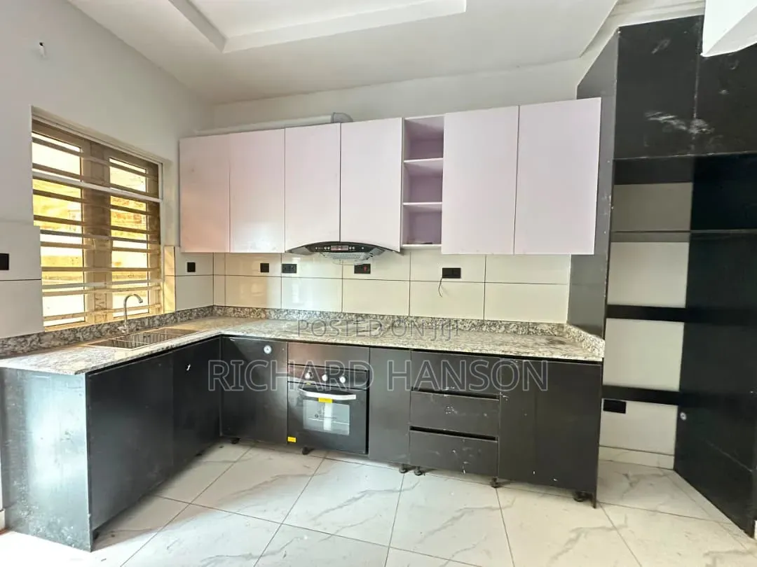 2bdrm Duplex in Skymall, Olokonla for rent in Olokonla