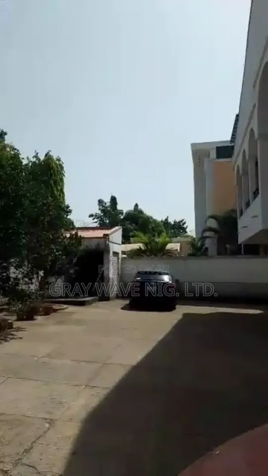 1000sqm Prime Residential Land || Old Structure in Wuse 2