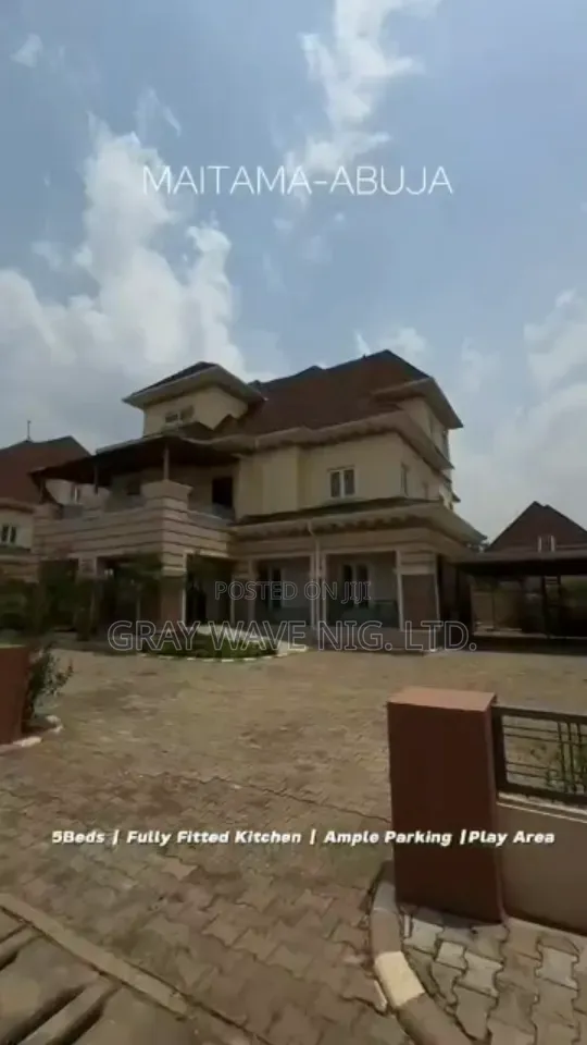 5bdrm Duplex in Maitama for sale in Maitama
