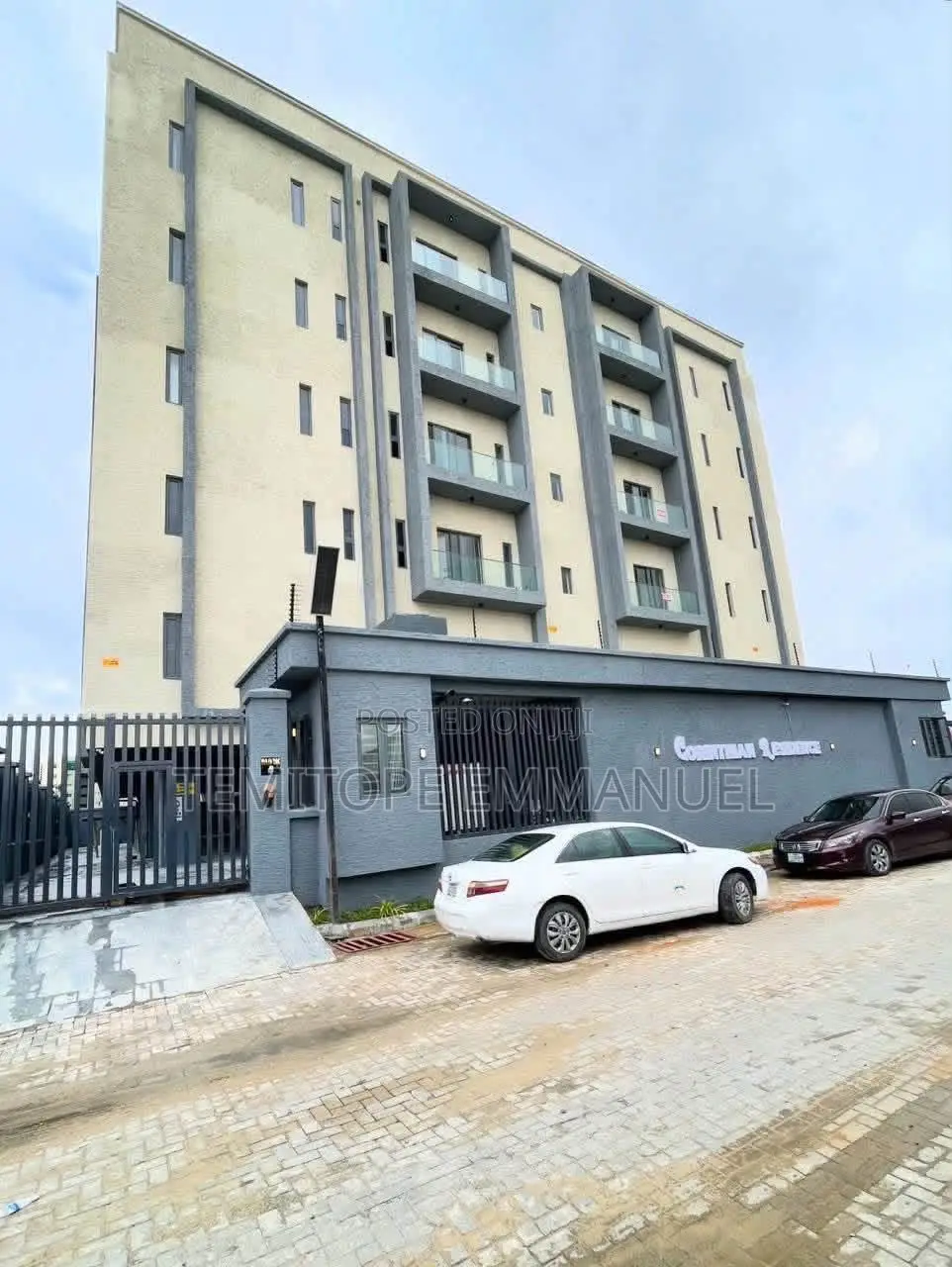 Furnished 1bdrm Apartment in Lekki Phase 1 for sale in Lekki Phase 1