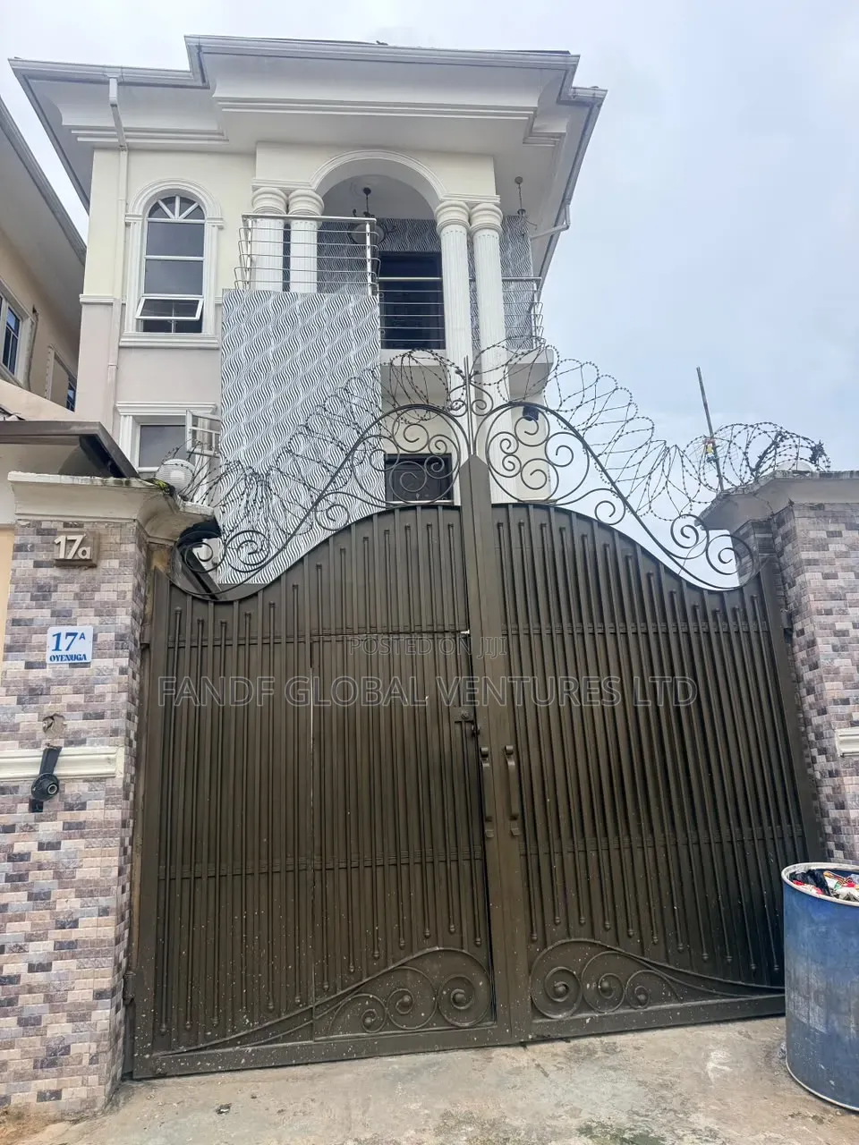 2bdrm Block of Flats in Ijesha for sale in Ijesha