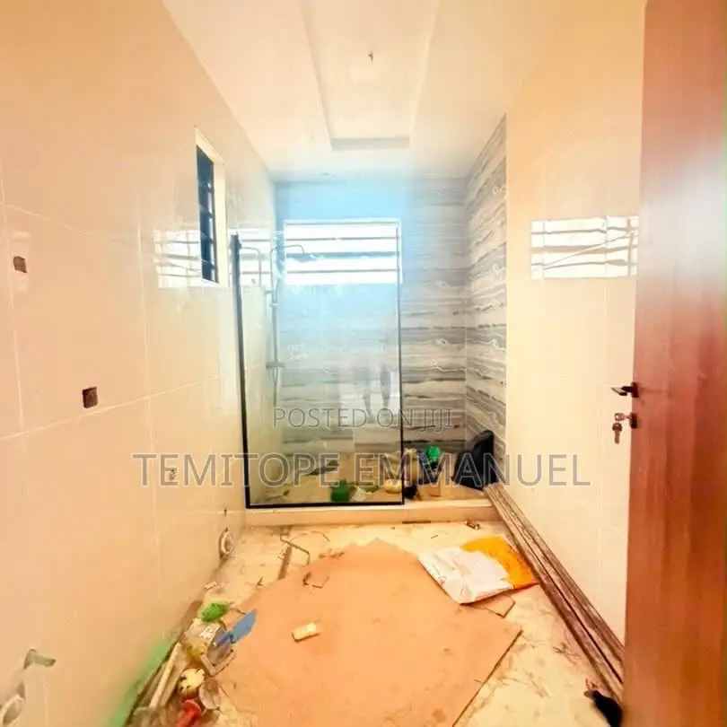 Furnished 5bdrm Duplex in GRA Phase 2 Shangisha for sale in GRA Phase 2 Shangisha