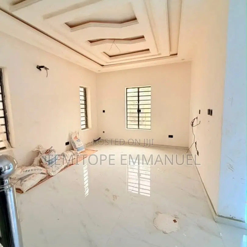 Furnished 4bdrm Duplex in Gbagada for sale in Gbagada