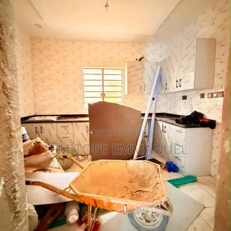 Furnished 4bdrm Duplex in Gbagada for sale in Gbagada