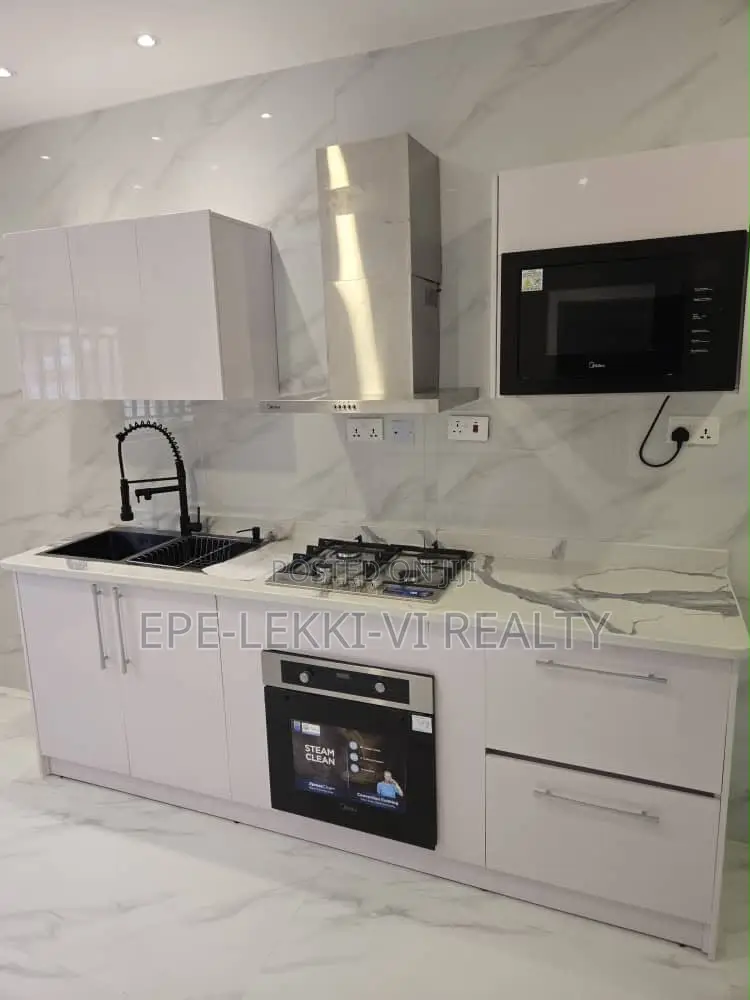 3bdrm Apartment in Victoria Island for rent in Victoria Island