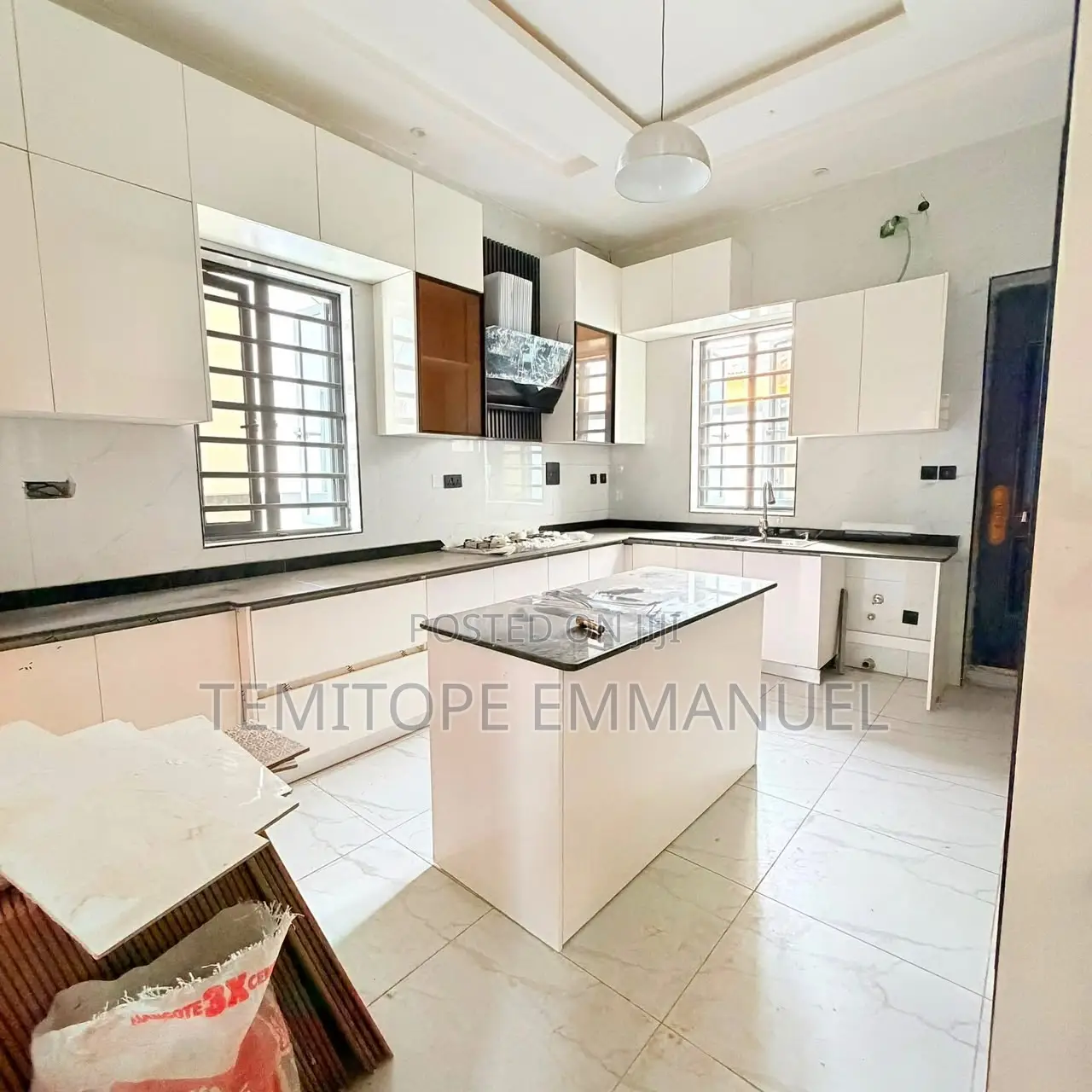Furnished 4bdrm Duplex in GRA Phase 1 for sale in GRA Phase 1