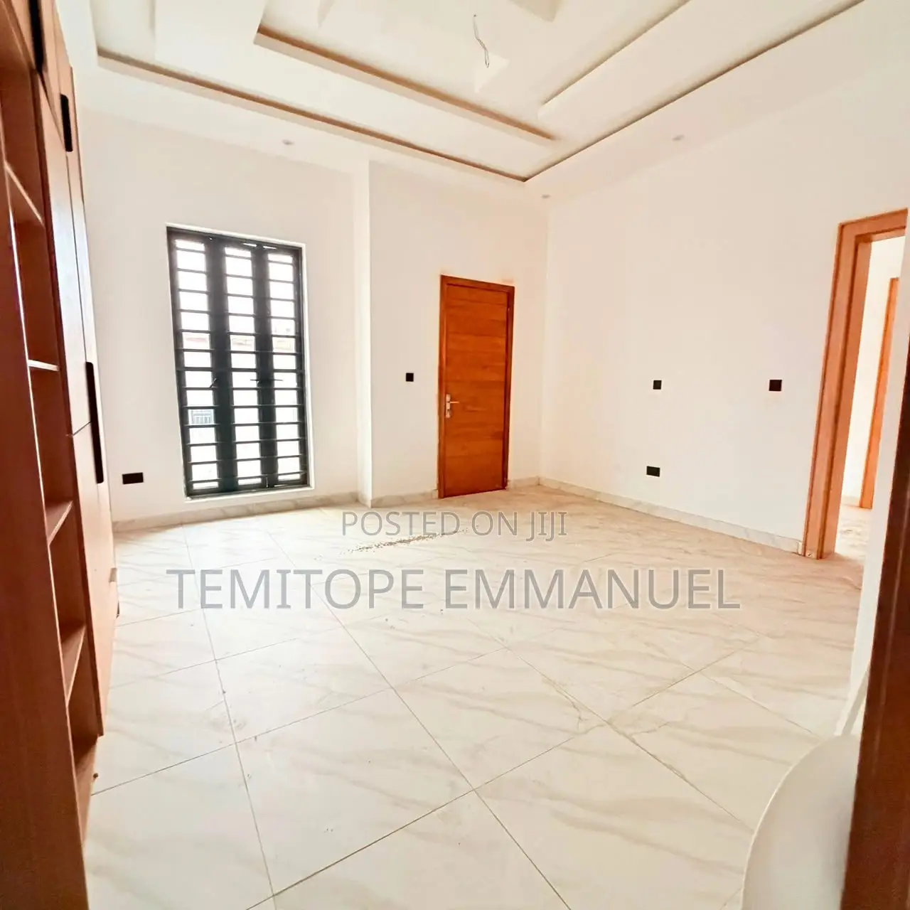 Furnished 4bdrm Duplex in GRA Phase 1 for sale in GRA Phase 1