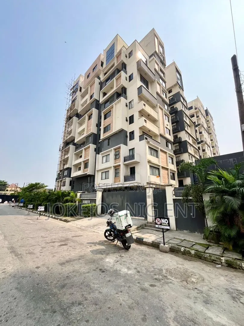 3bdrm Apartment in Victoria Island, Ahmadu Bello Way for sale in Ahmadu Bello Way