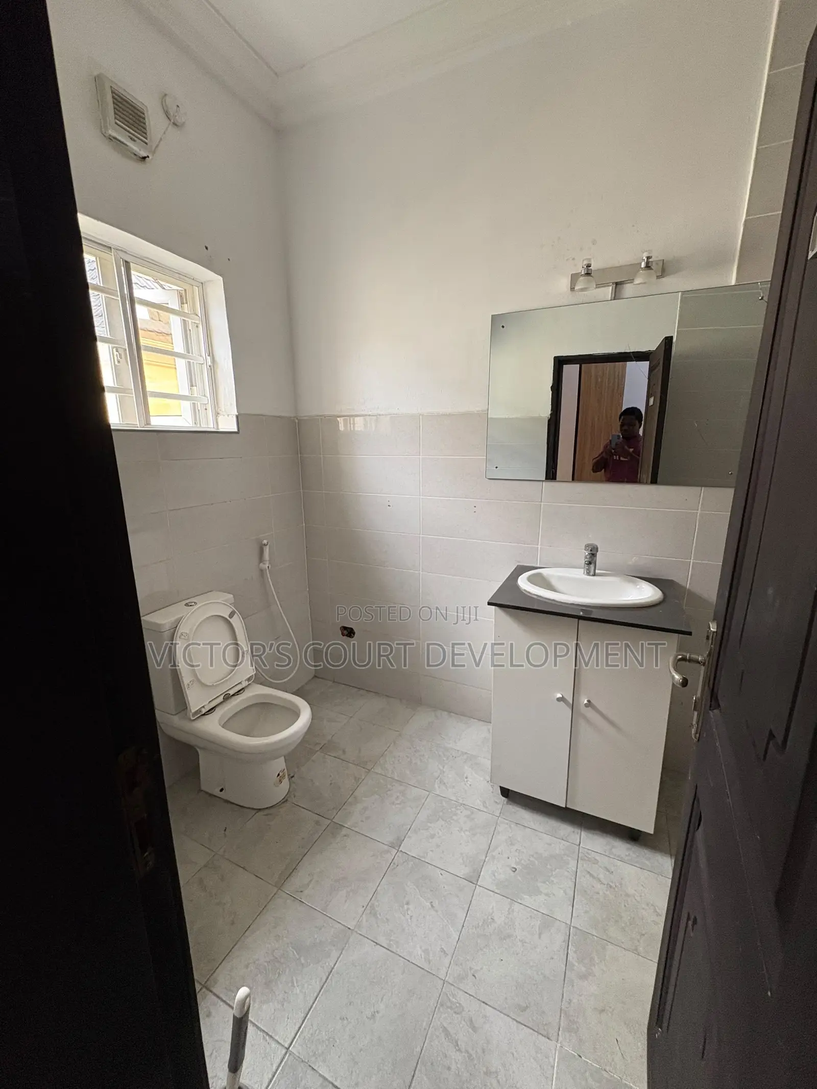 4bdrm Apartment in Ogudu Gra Gate A for rent in Ogudu GRA