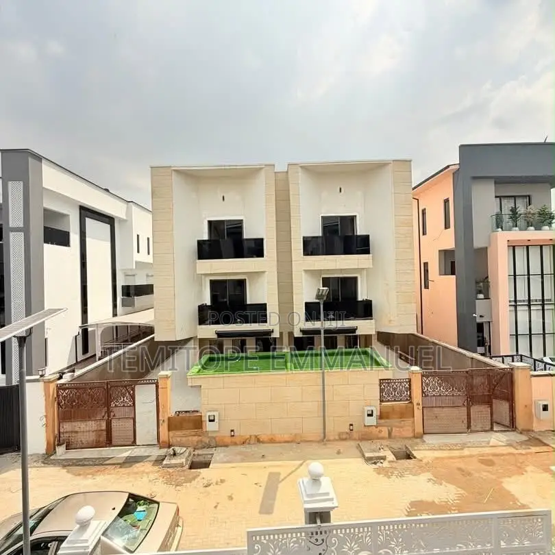 Furnished 4bdrm Duplex in Ikeja GRA for sale in Ikeja GRA