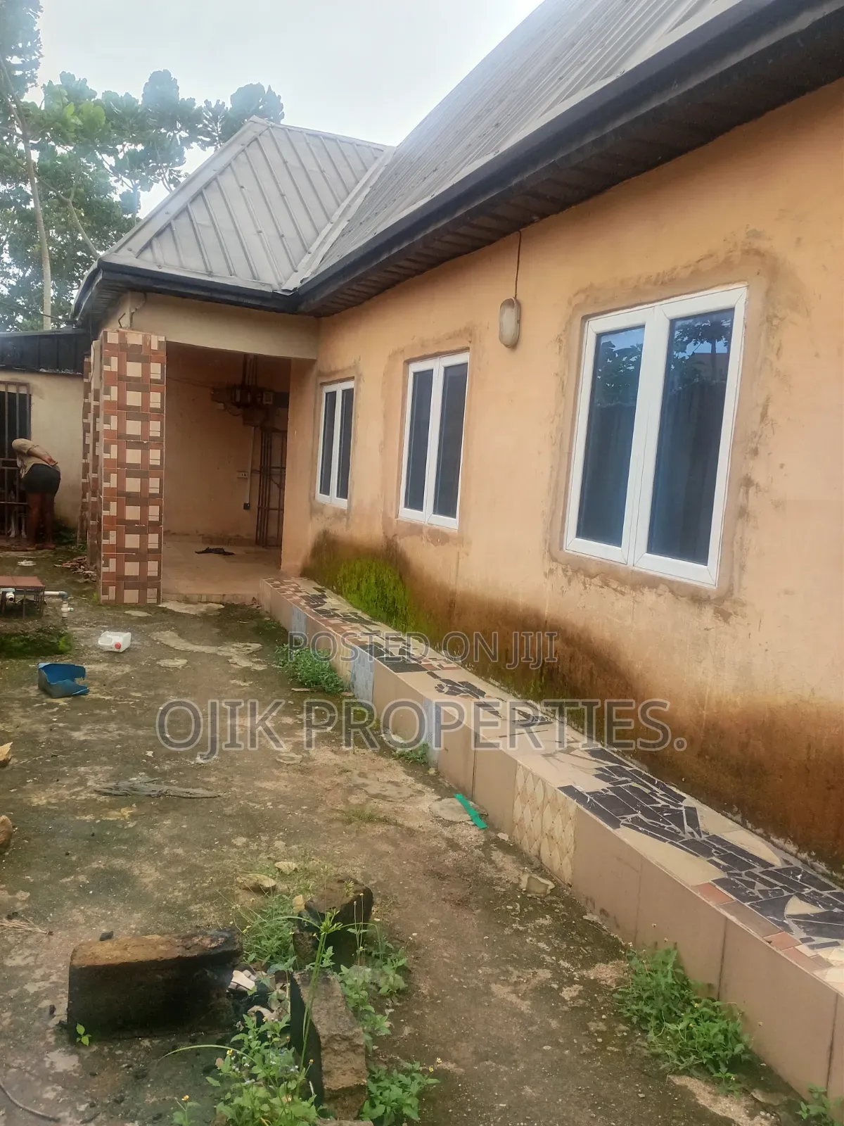 4bdrm Block of Flats in Ojik Properties, Owerri for sale in Owerri