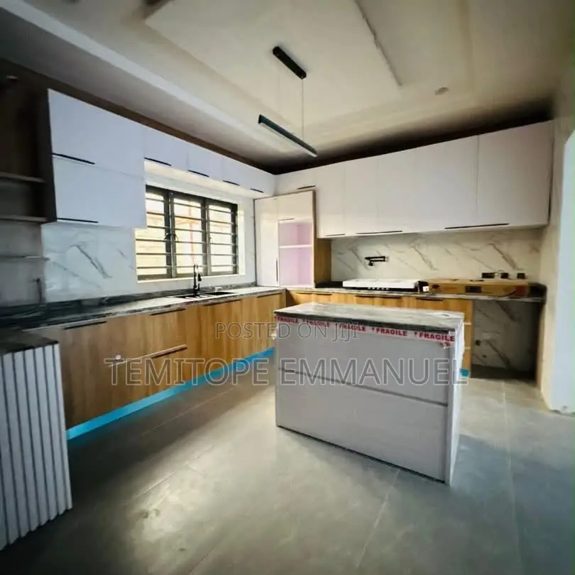 Furnished 4bdrm Duplex in Ogudu GRA for sale in Ogudu GRA
