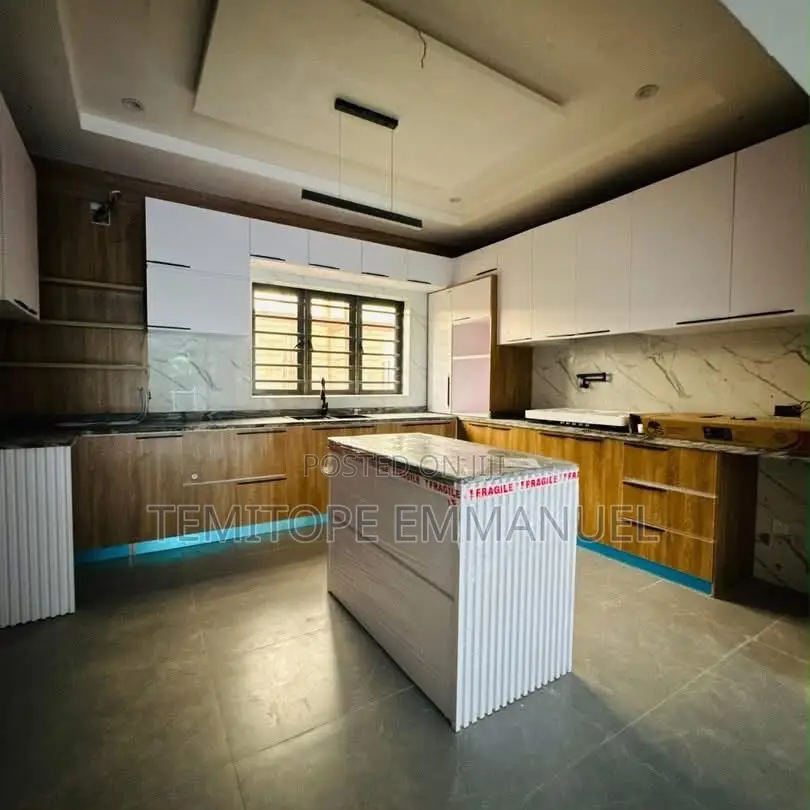Furnished 4bdrm Duplex in Ogudu GRA for sale in Ogudu GRA