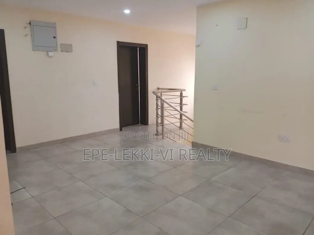 4bdrm Maisonette in Ikate for rent in Ikate