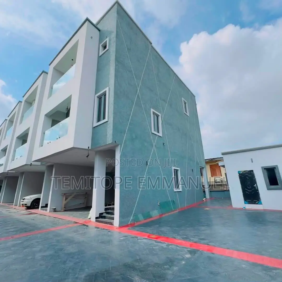 Furnished 4bdrm Duplex in Allen Avenue for sale in Allen Avenue