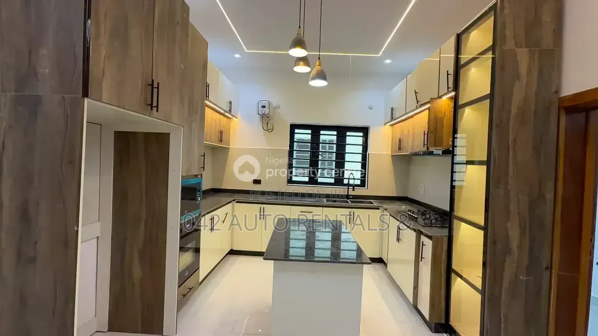 Furnished 4bdrm Duplex in Enugu for sale in Enugu