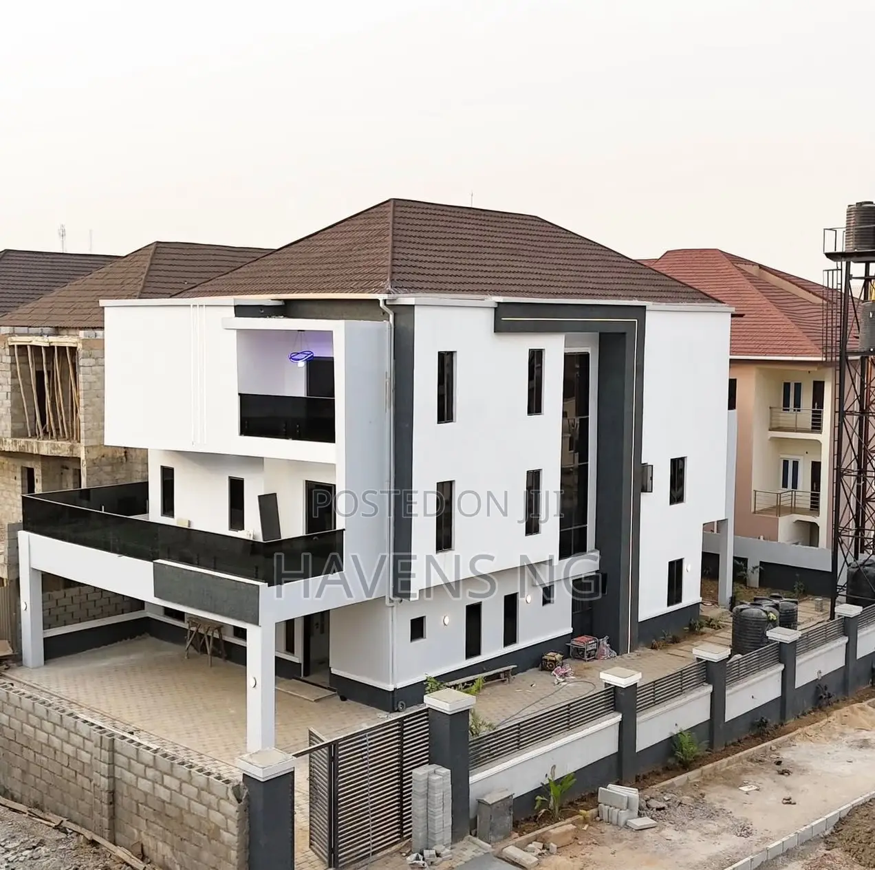 5bdrm Mansion in Guzape District for sale in Guzape District