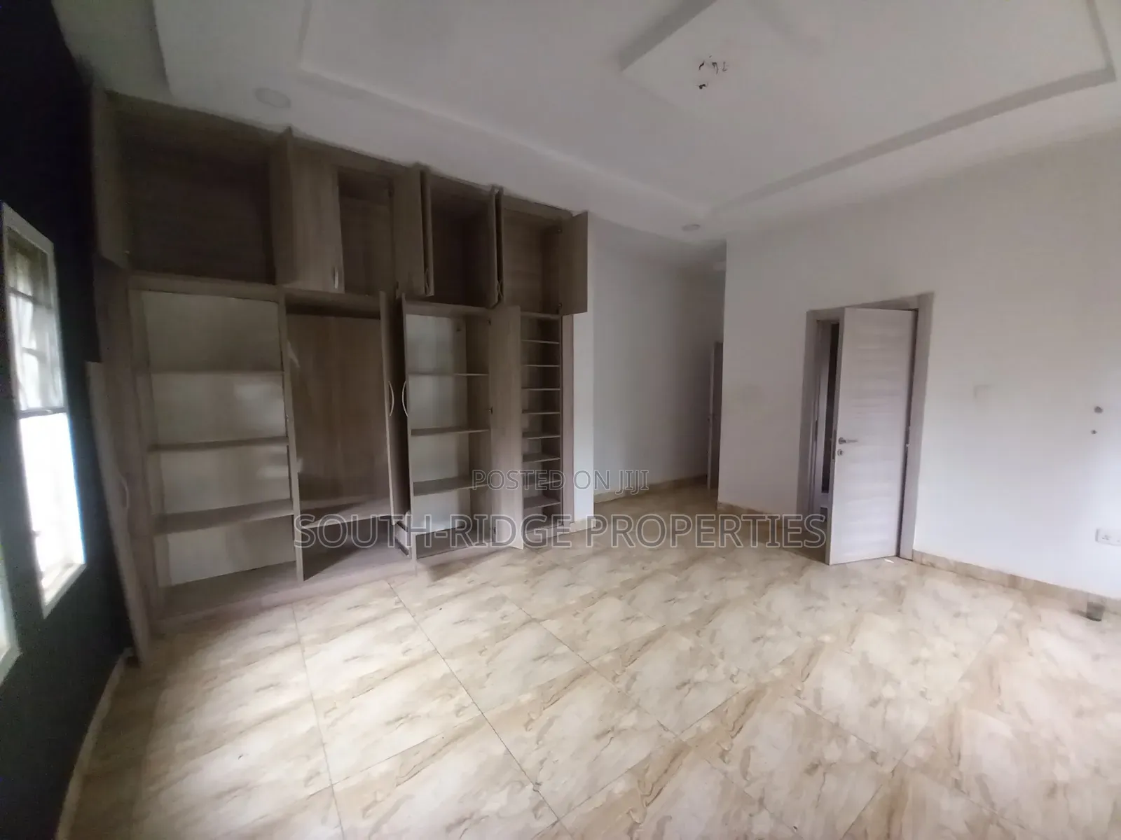 3bdrm Townhouse / Terrace in Wuye for rent in Wuye